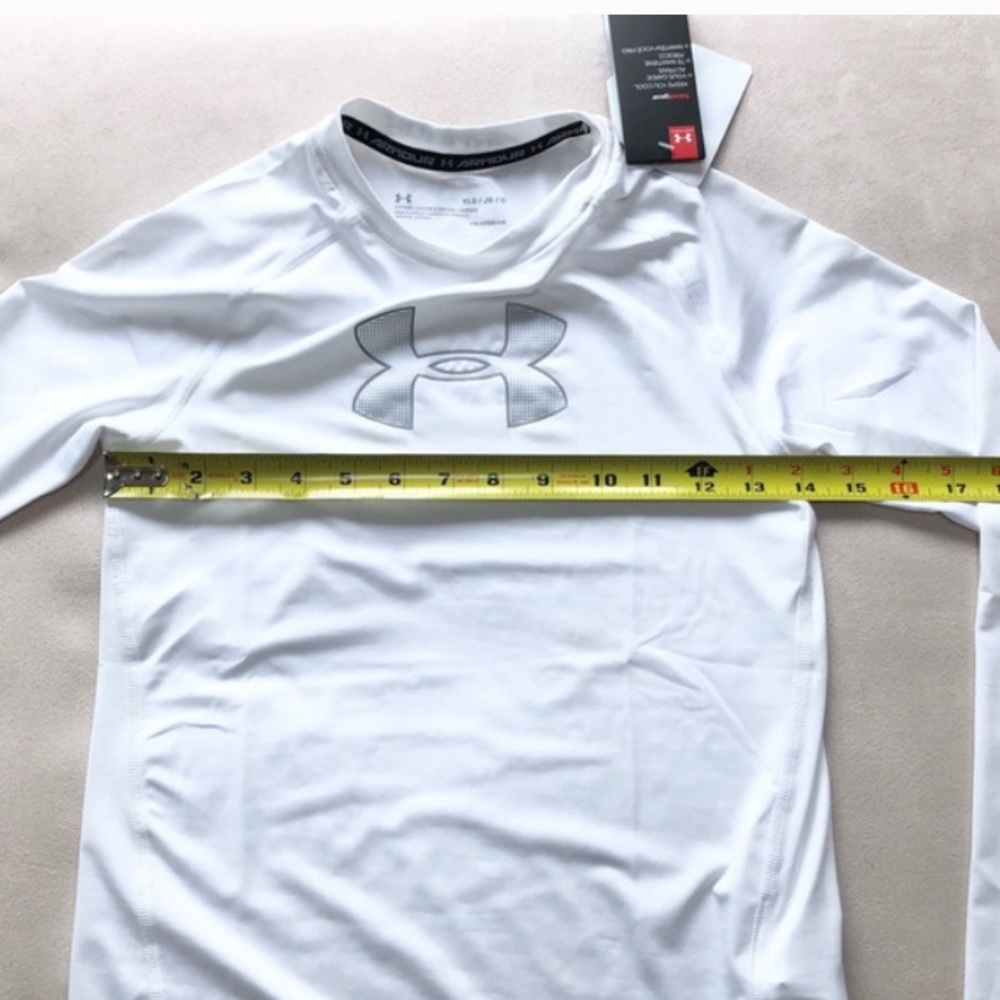 Under Armour Fitted Heatgear Tech Workout Shirt - Picture 7 of 14